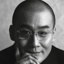 亚洲免费偷拍